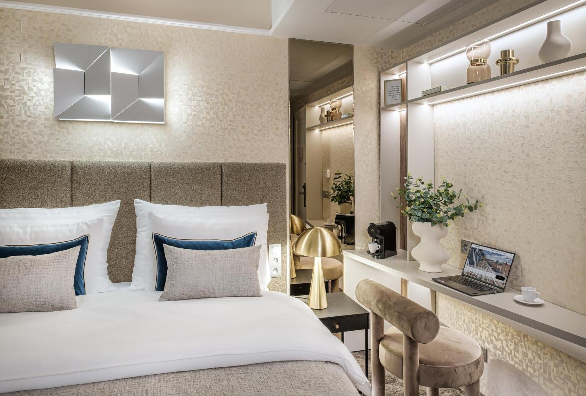 Hotel Sovereign 4*