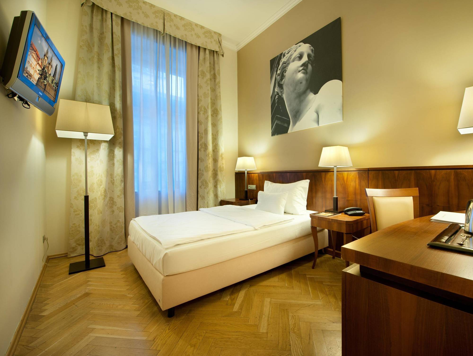 Sovereign 4* Prag